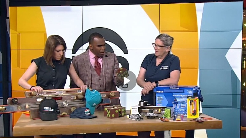 Jan showing off DIY projects in the WCCO studio.
