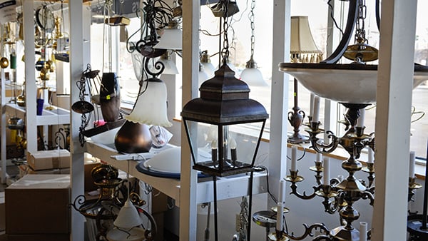 pendant lights for the bathroom vanity