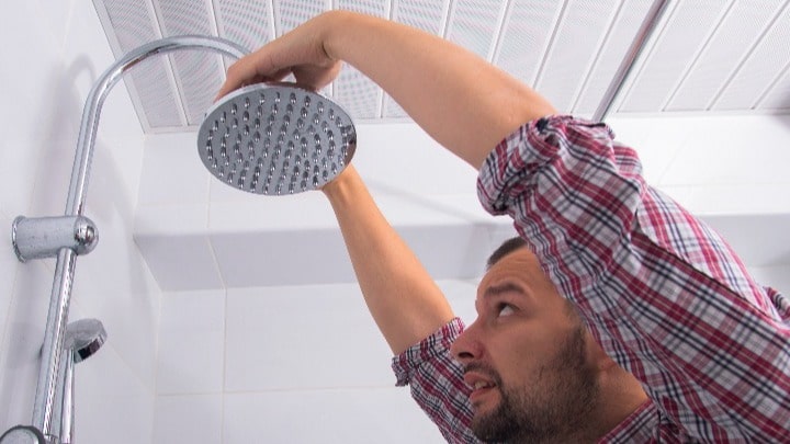 Replacing a Showerhead DIY Guide