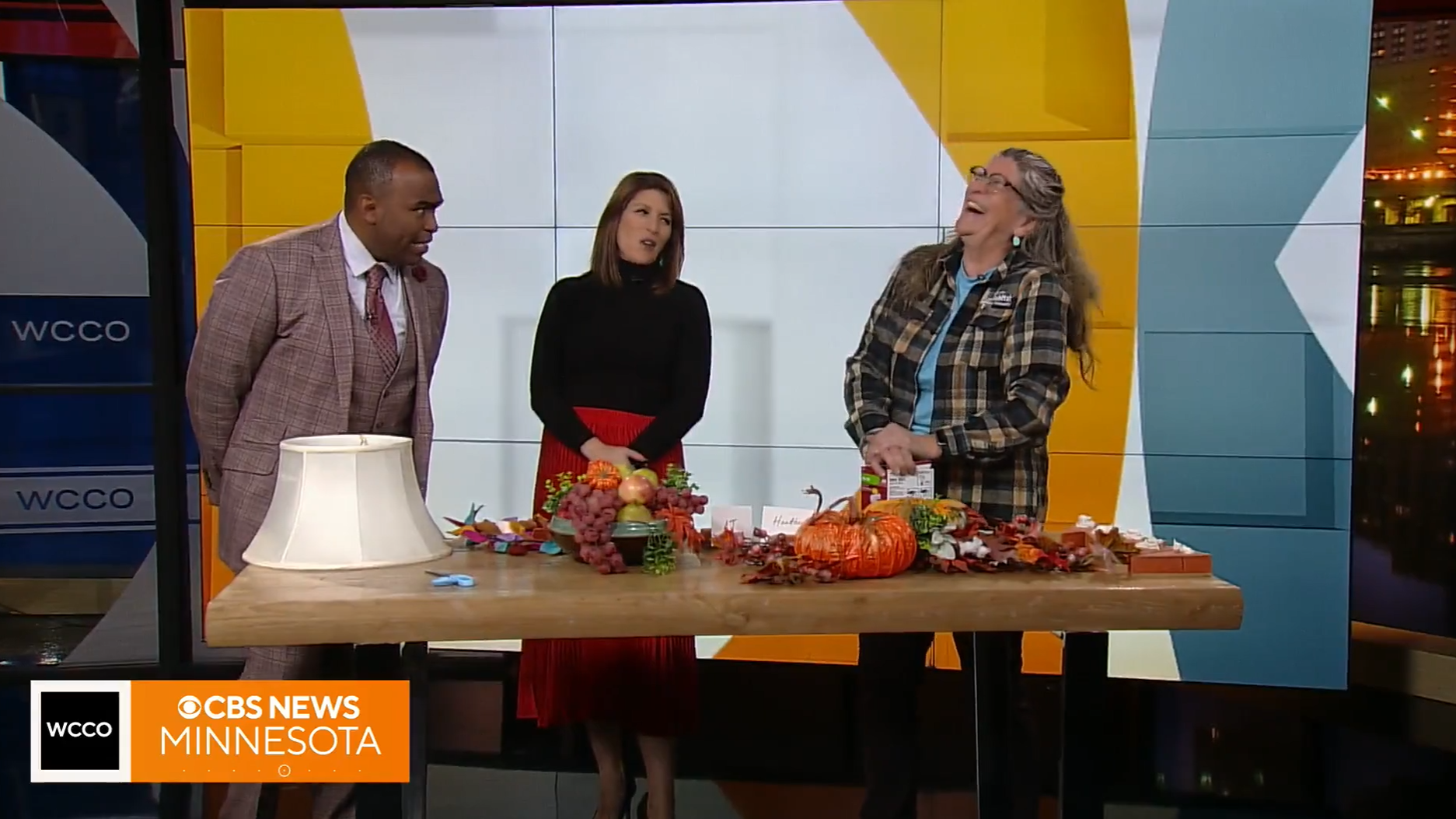 Easy DIY Thanksgiving Decor [VIDEO]